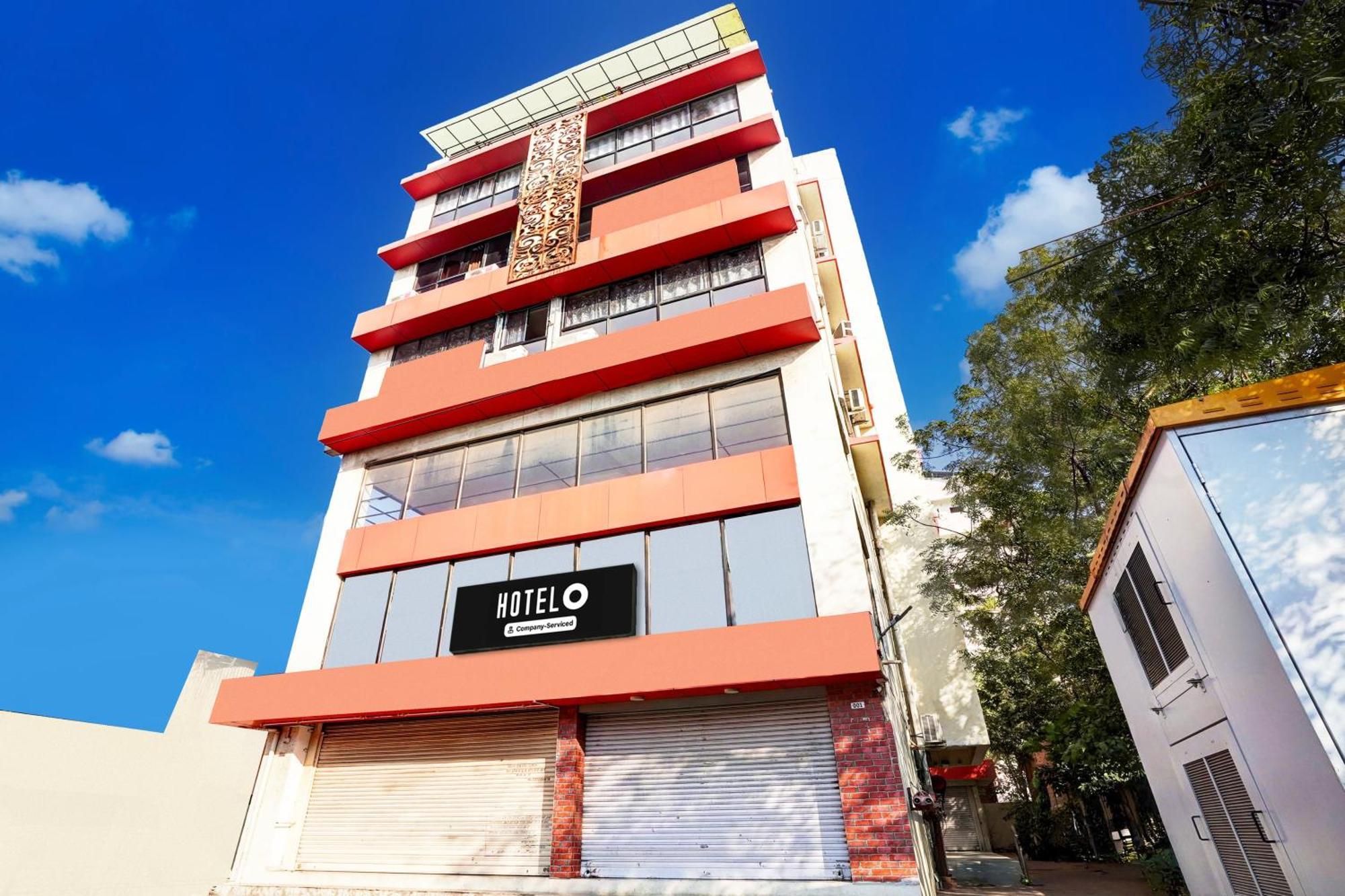 Super Hotel O Geeta Mandir Formerly Hotel Green Park Ahmedabad Luaran gambar