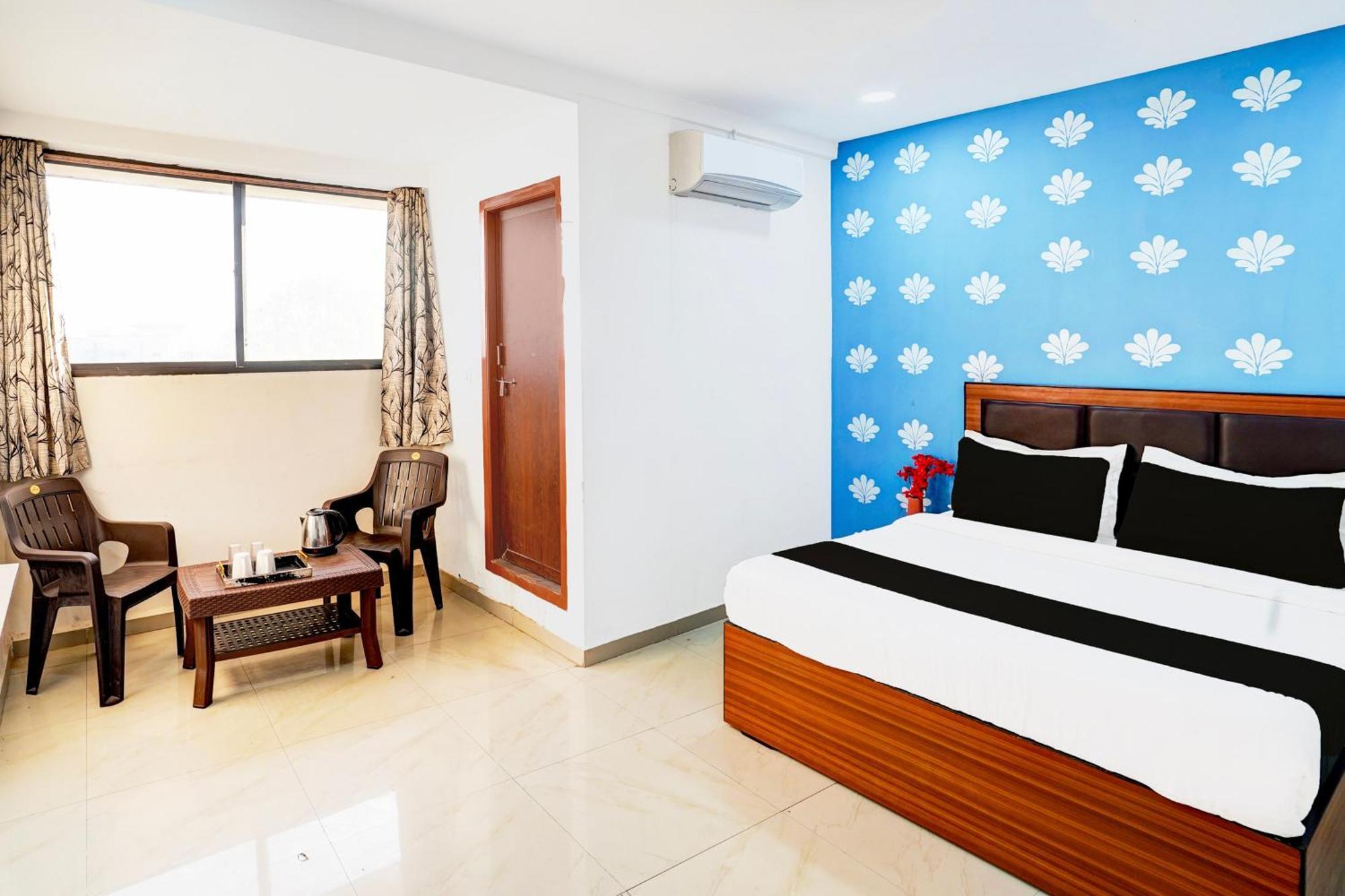 Super Hotel O Geeta Mandir Formerly Hotel Green Park Ahmedabad Luaran gambar